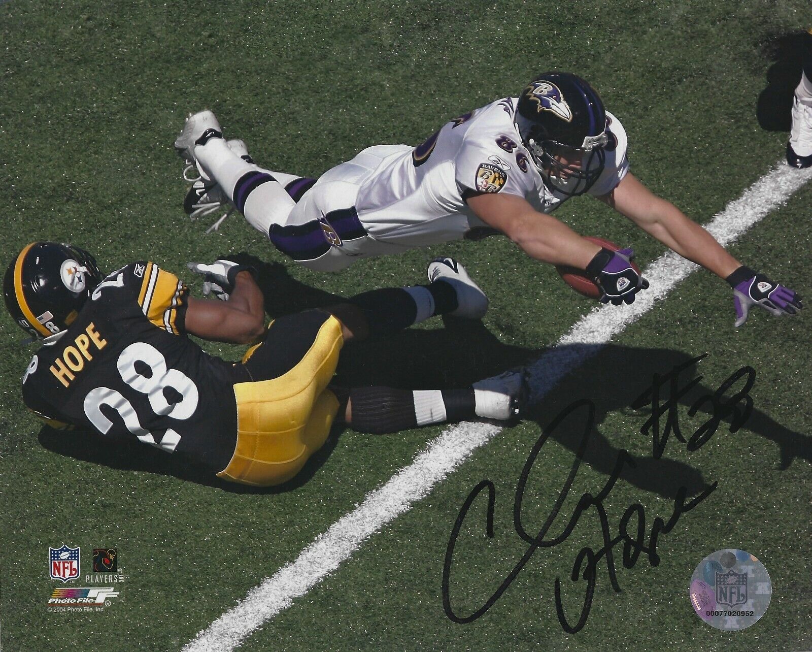 Signed 8x10 CHRIS HOPE Pittsburgh Steelers Autographed Photo Poster painting - w/COA