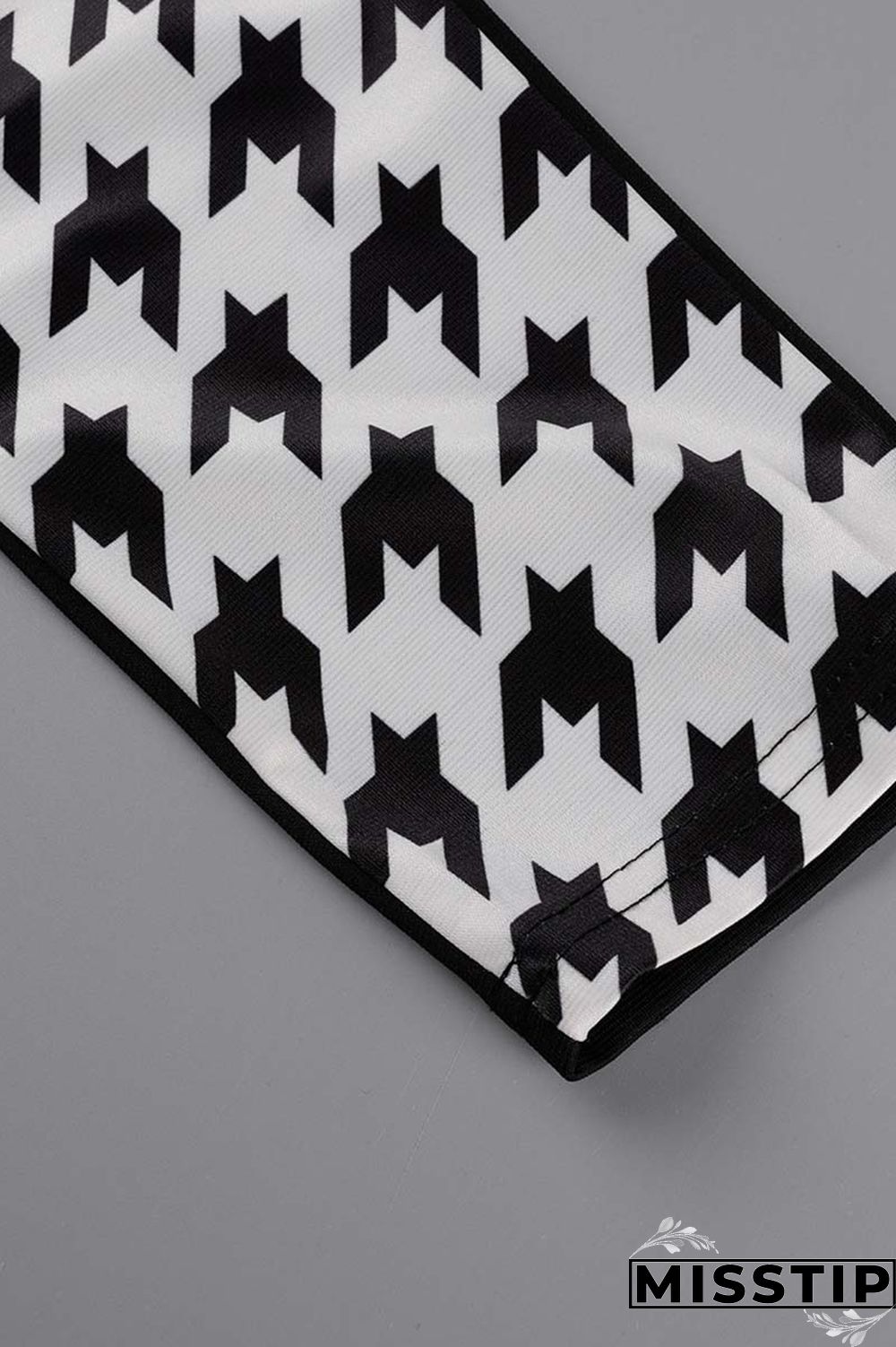 Black And White Casual Print Patchwork Turn-back Collar Long Sleeve Plus Size Dresses