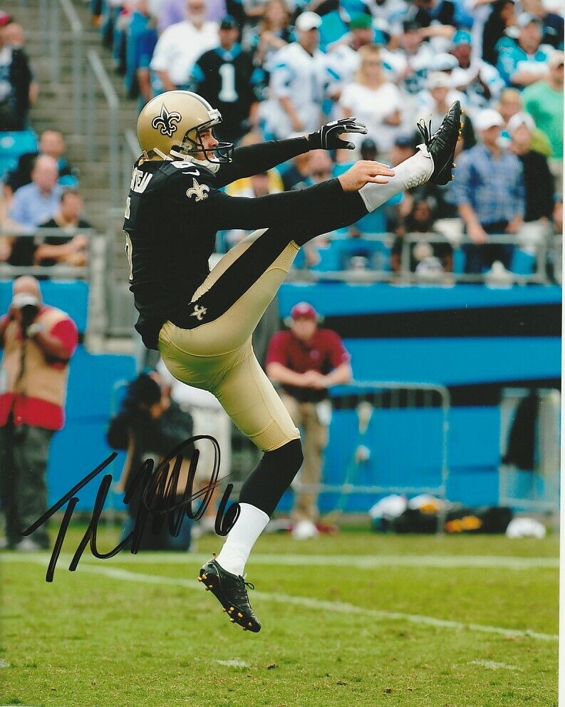 THOMAS MORSTEAD SIGNED NEW ORLEANS SAINTS PUNTER 8x10 Photo Poster painting #1 NFL EXACT PROOF