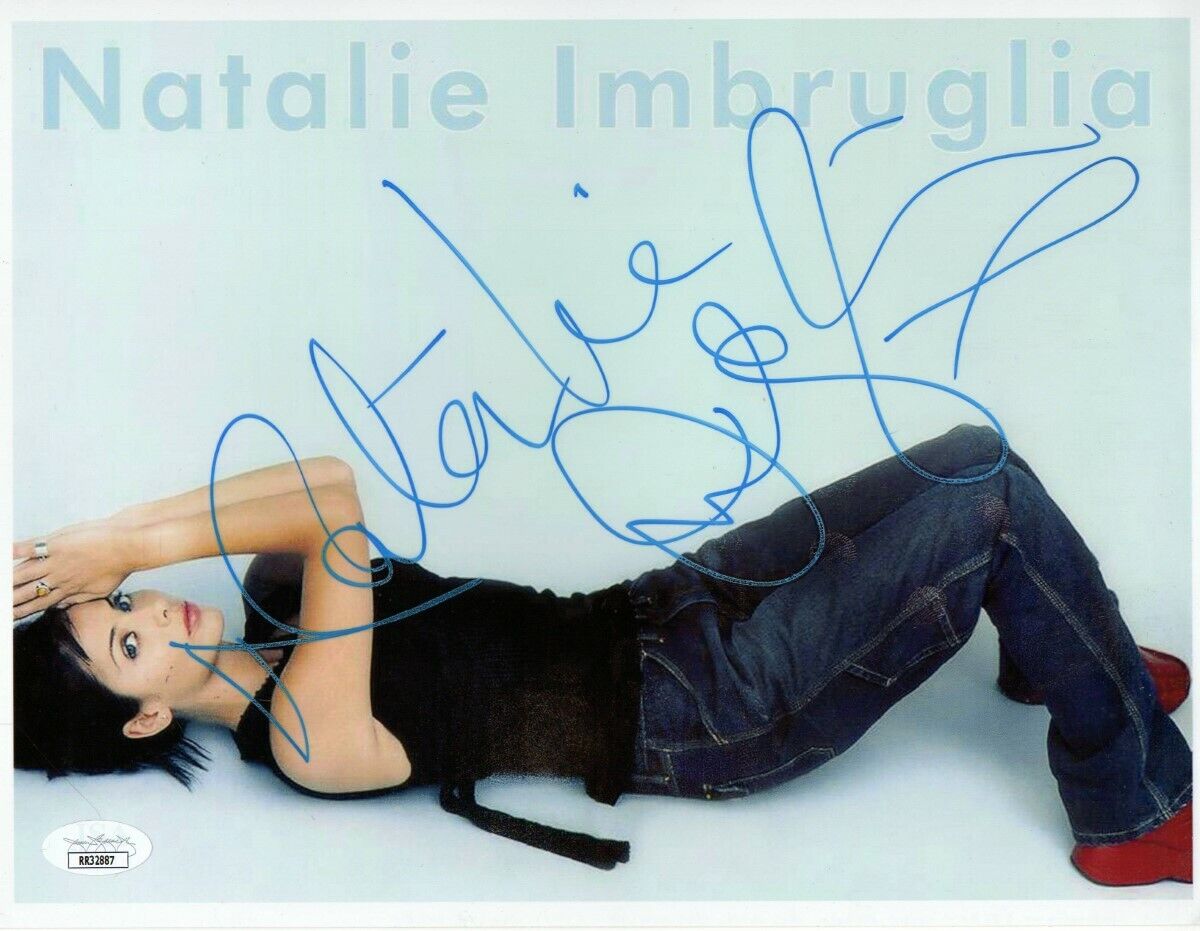 Natalie Imbruglia Signed Autographed 8.5X11 Photo Poster painting Sexy in Jeans JSA RR32887