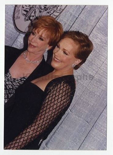 Julie Andrews & Carol Burnett Vintage Candid Photo Poster painting by Peter Warrack Unpublished