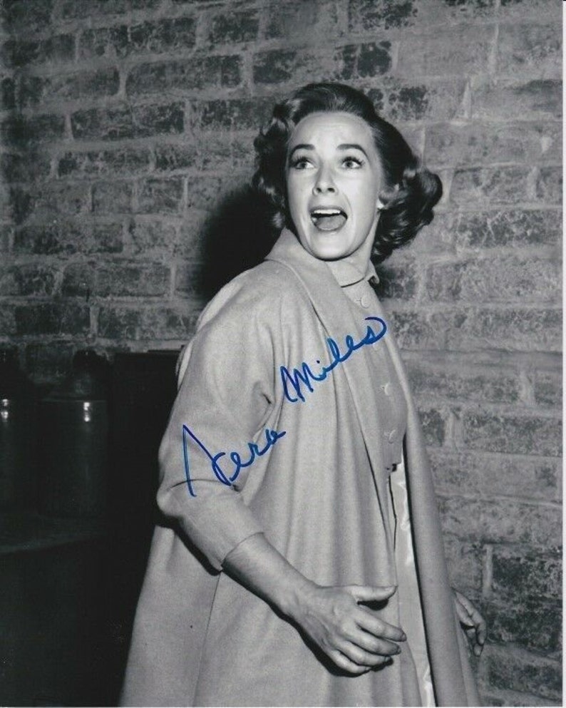 Vera miles signed autographed psycho lila crane Photo Poster painting