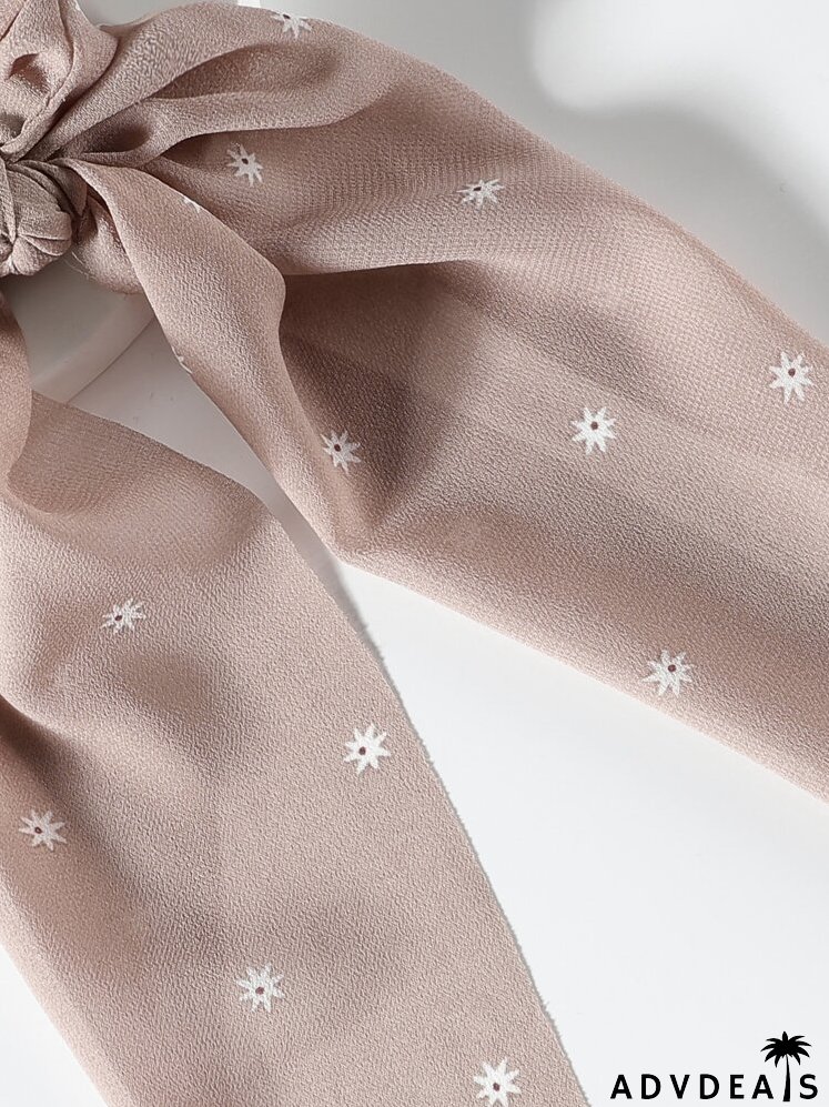 Knot Design Scrunchie Scarf