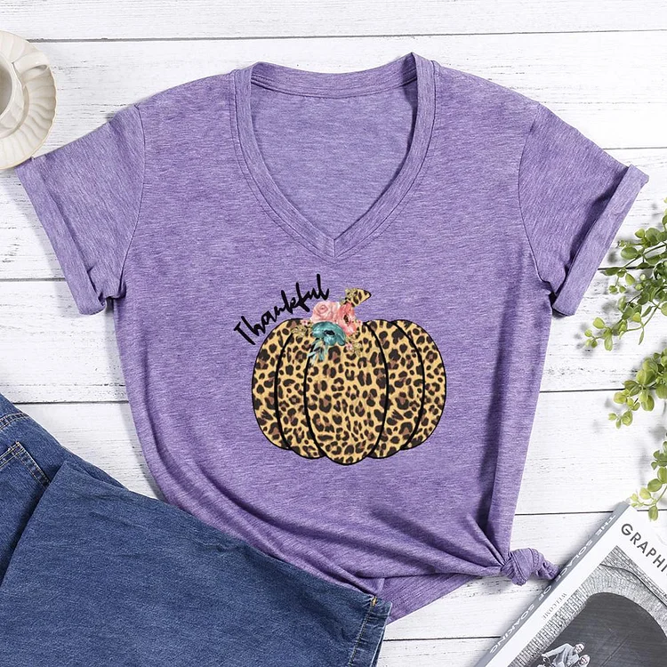Leopard Pumpkin V-neck T Shirt-Annaletters