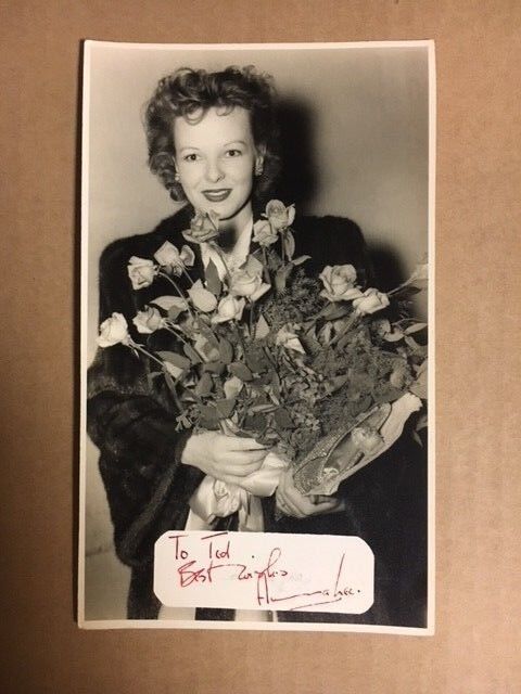 Anna Lee Signed Vintage 4 1/2 x 7 1/2 Studio Photo Poster painting with Auction House COA