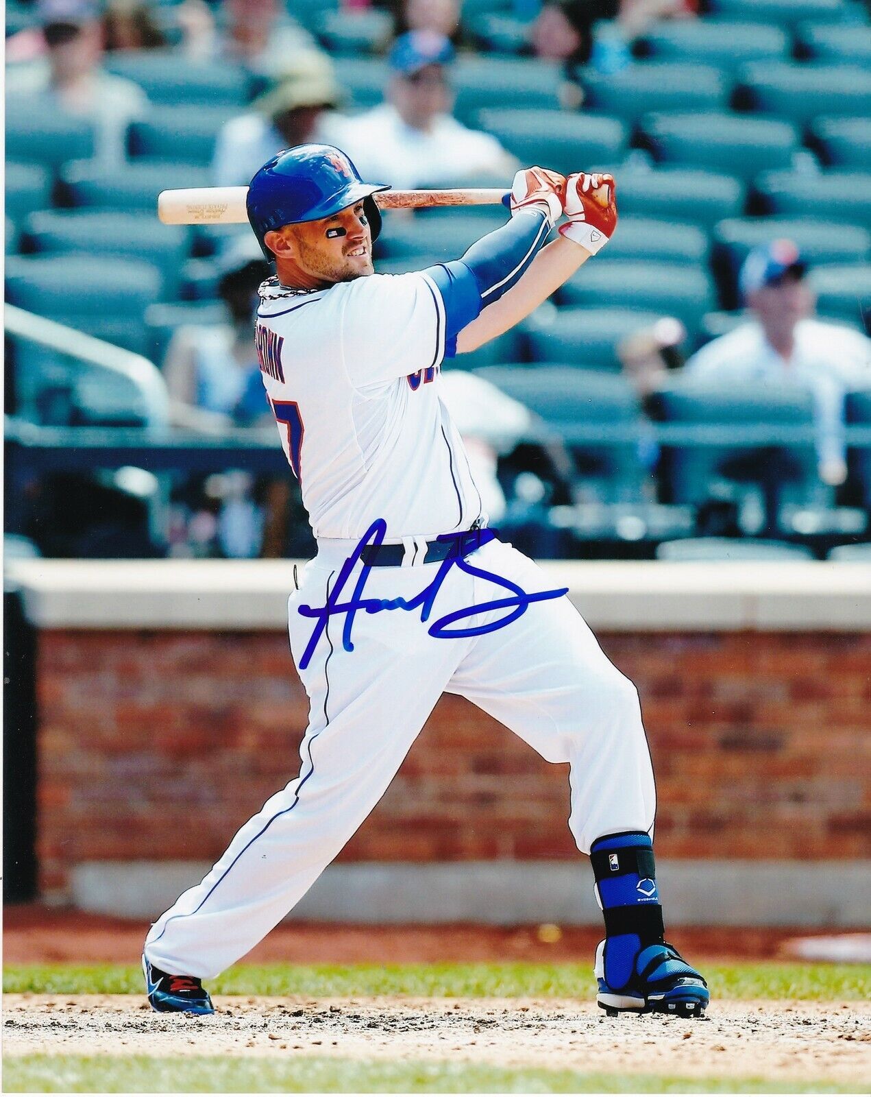 ANDREW BROWN NEW YORK METS ACTION SIGNED 8x10