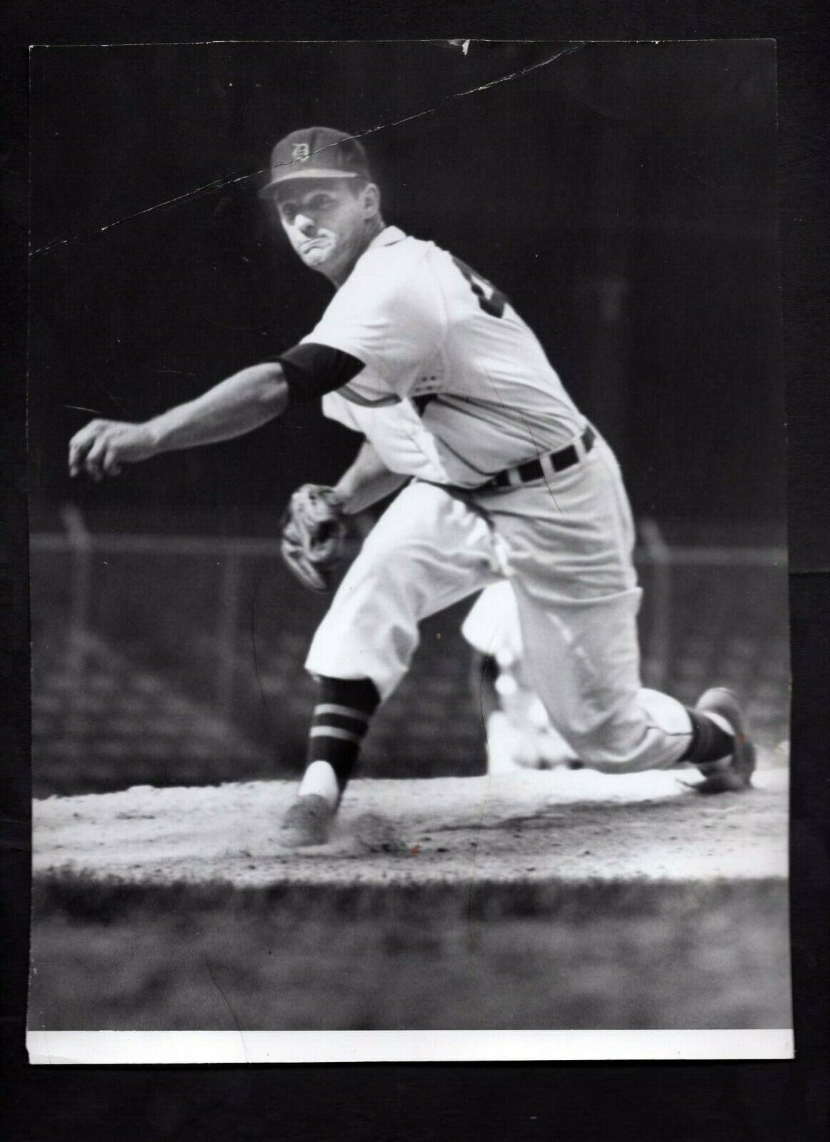 Billy Hoeft pitching action 1957 Press Photo Poster painting Detroit Tigers