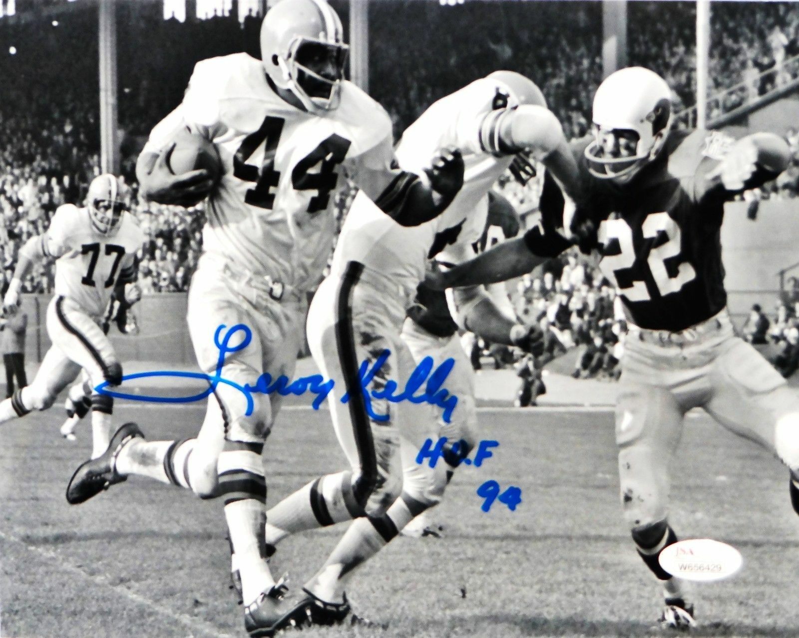 Leroy Kelly Signed 8x10 Cleveland Browns B&W Running With Ball Photo Poster painting- JSA W