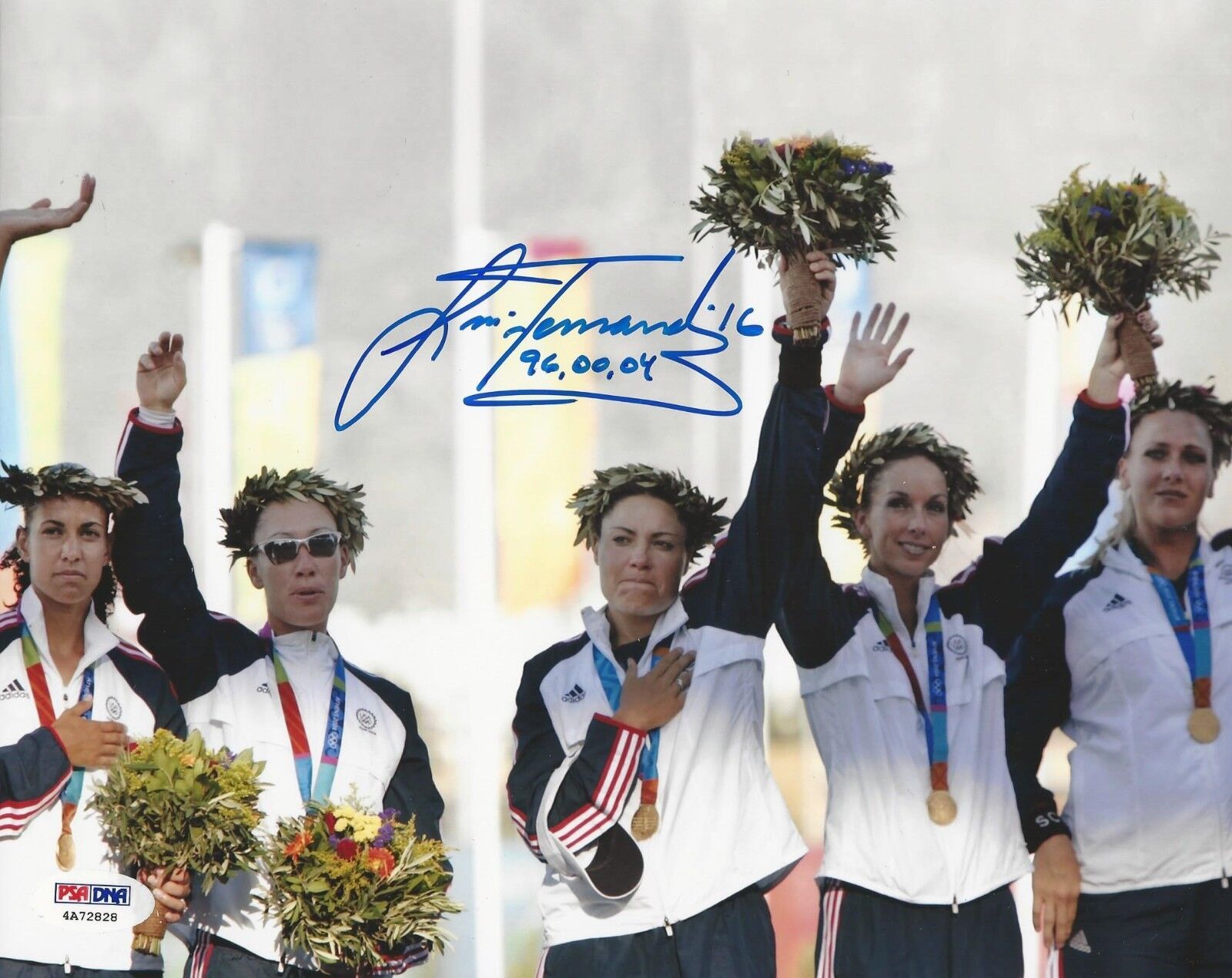 Lisa Fernandez Olympic Gold Medal Winner Signed 8x10 Photo Poster painting PSA/DNA Cert #4A72828