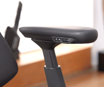 Smart seat sensor controlling automatic ventilation