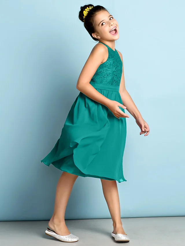 Daisda A-Line Jewel Neck Knee Length  Flower Girl Dress With Lace 