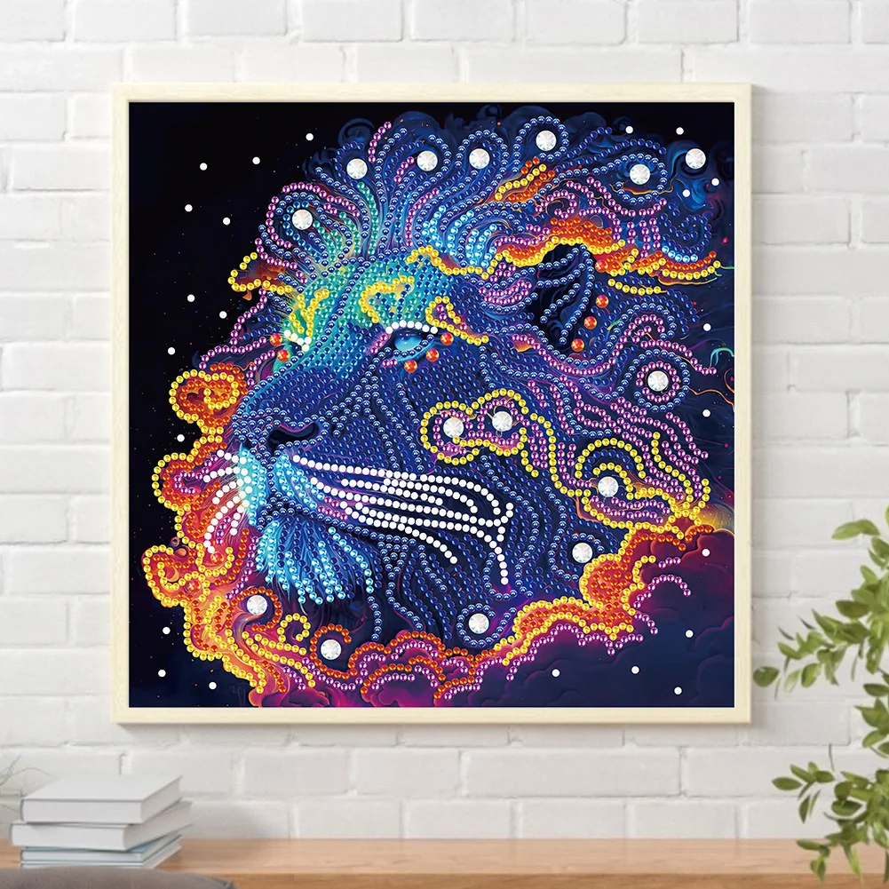 Special Shape Diamond Painting 30*30cm - Colorful Lion