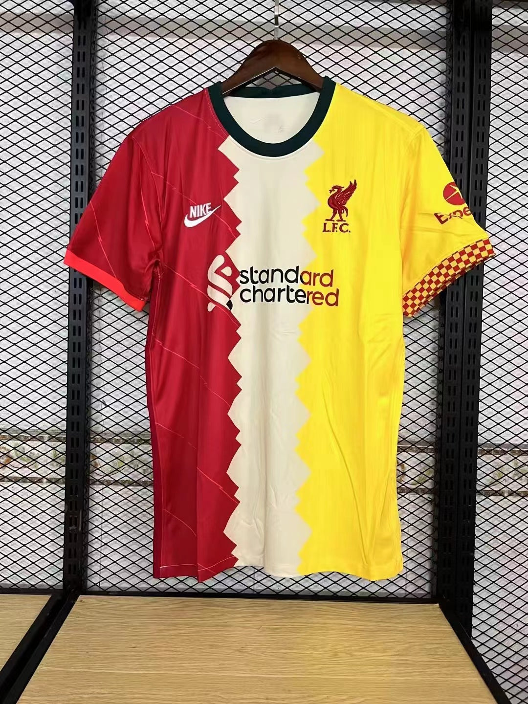 2021/2022 Liverpool 3 IN 1  Soccer Jersey Black  1:1 Thai Quality mysite