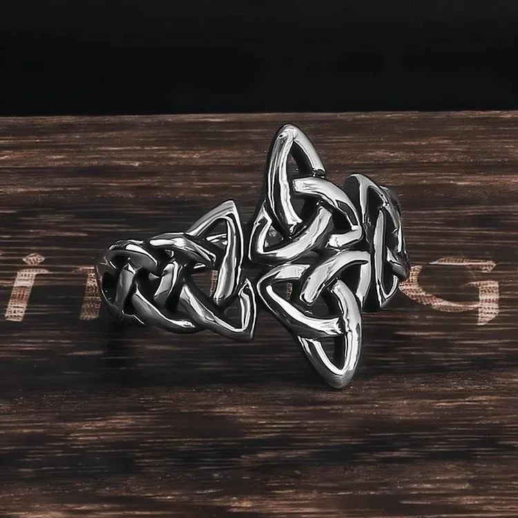 Celtic Knot Triple Horn Of Odin Ring