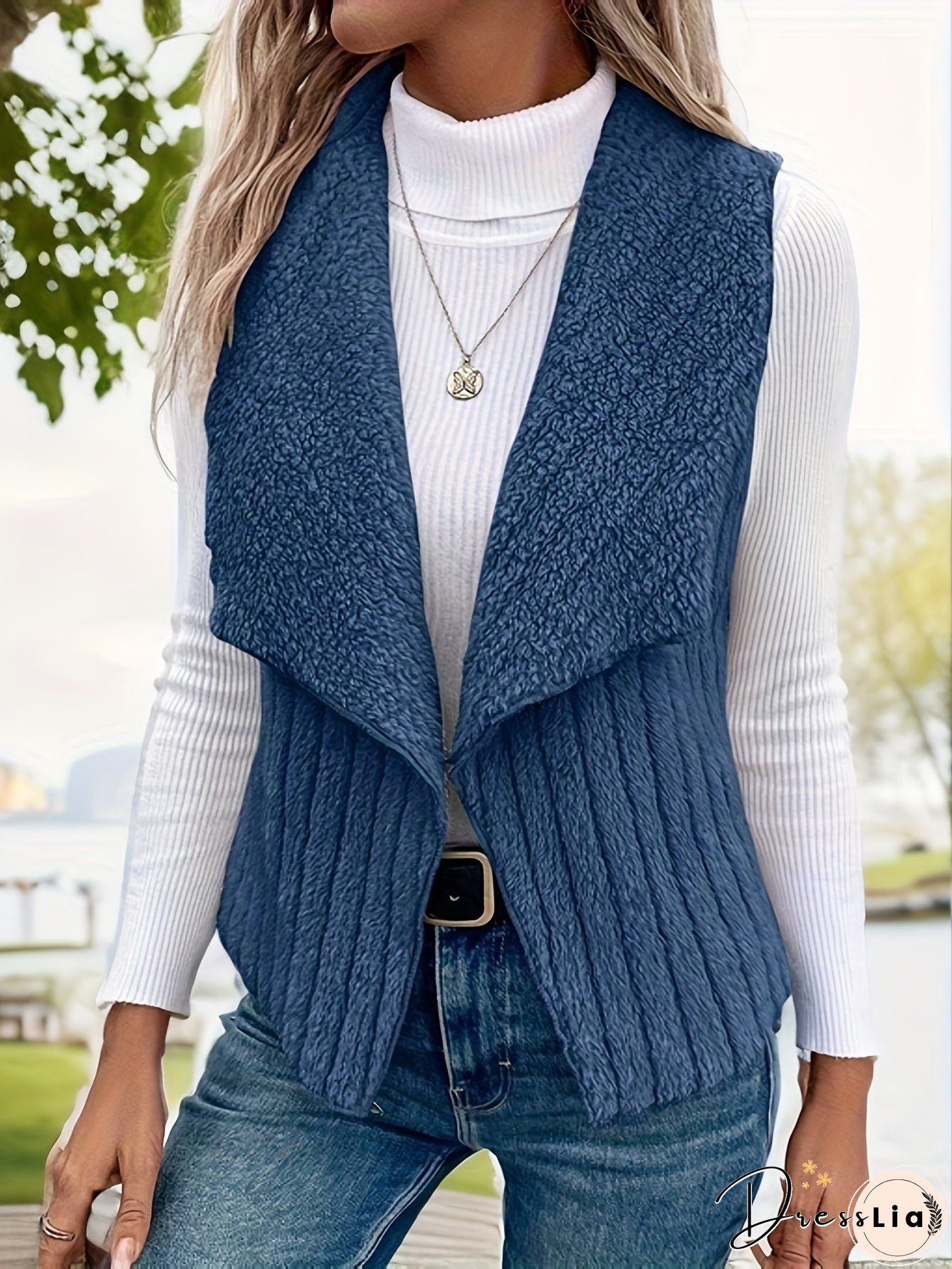 Casual and Comfortable winter garment