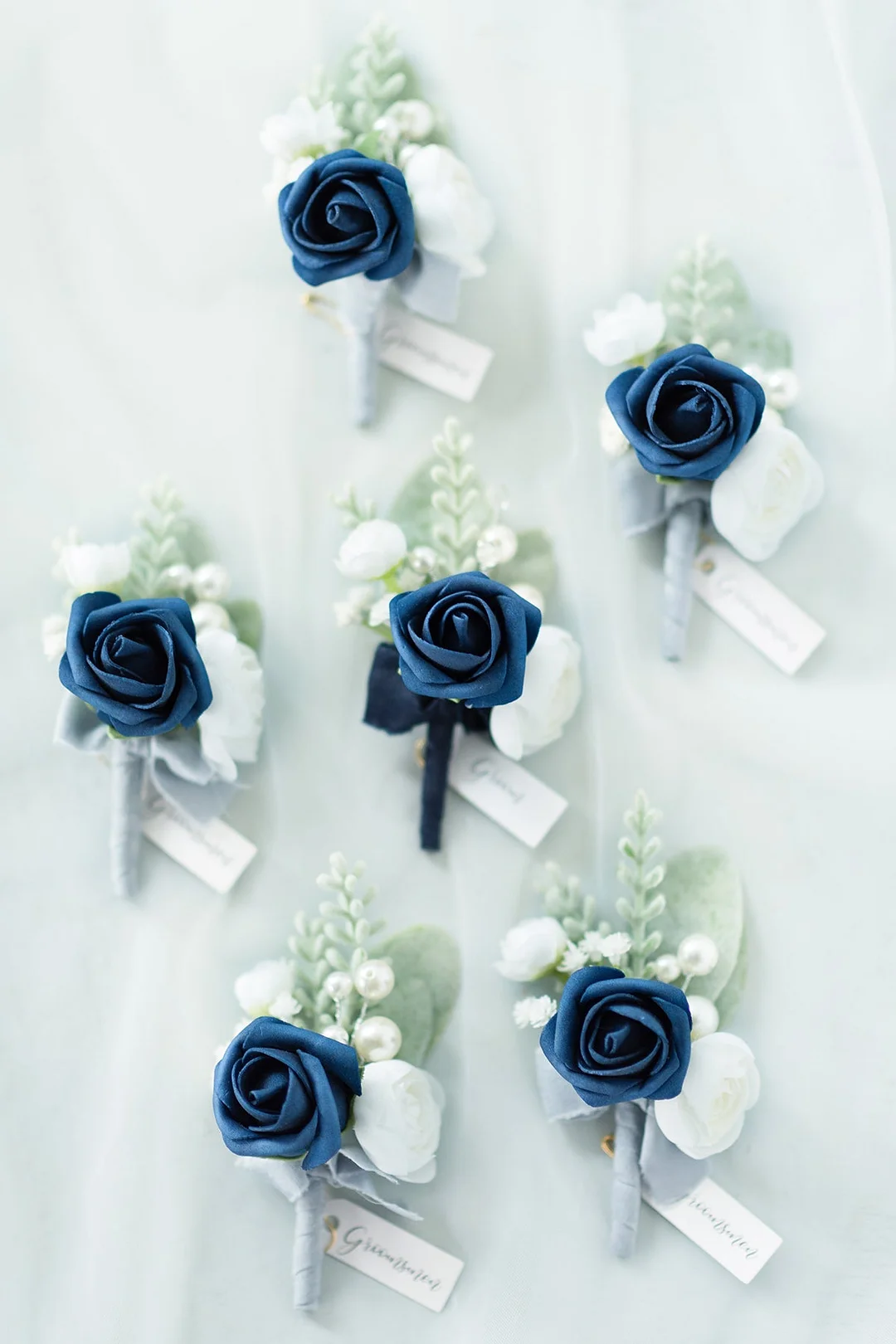 Boutonnieres in Noble Navy Blue