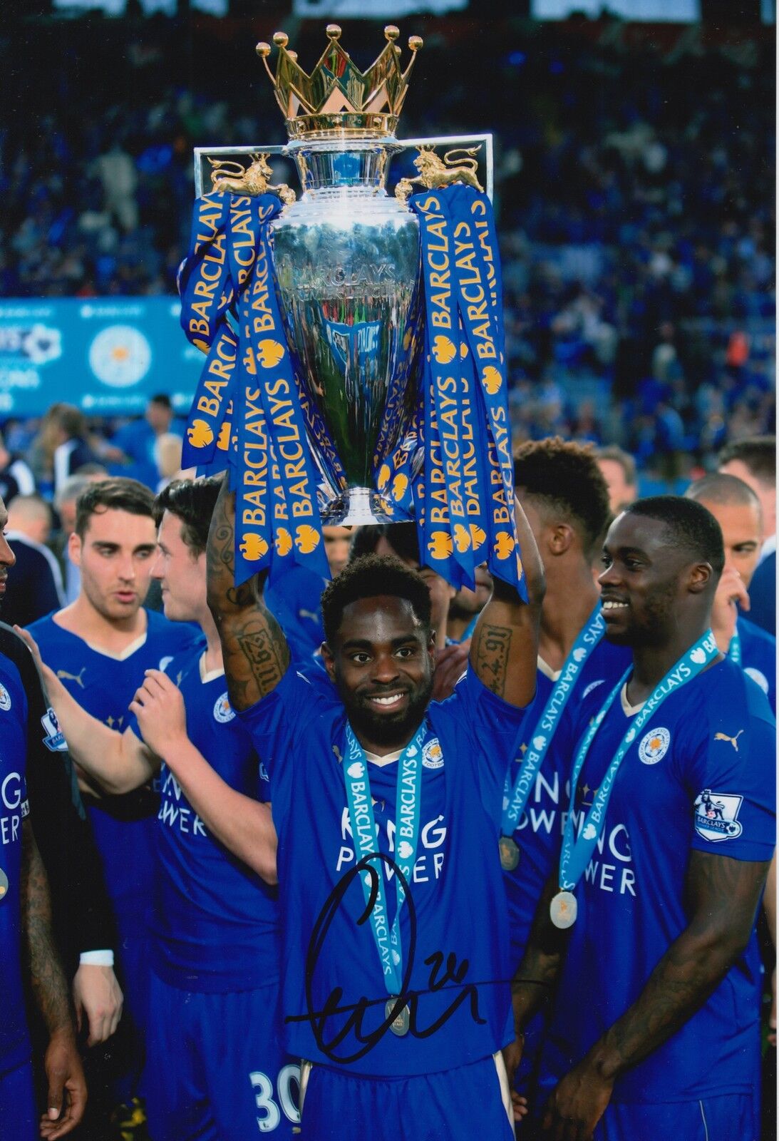 LEICESTER CITY HAND SIGNED NATHAN DYER 12X8 Photo Poster painting CHAMPIONS 16 TROPHY 3.