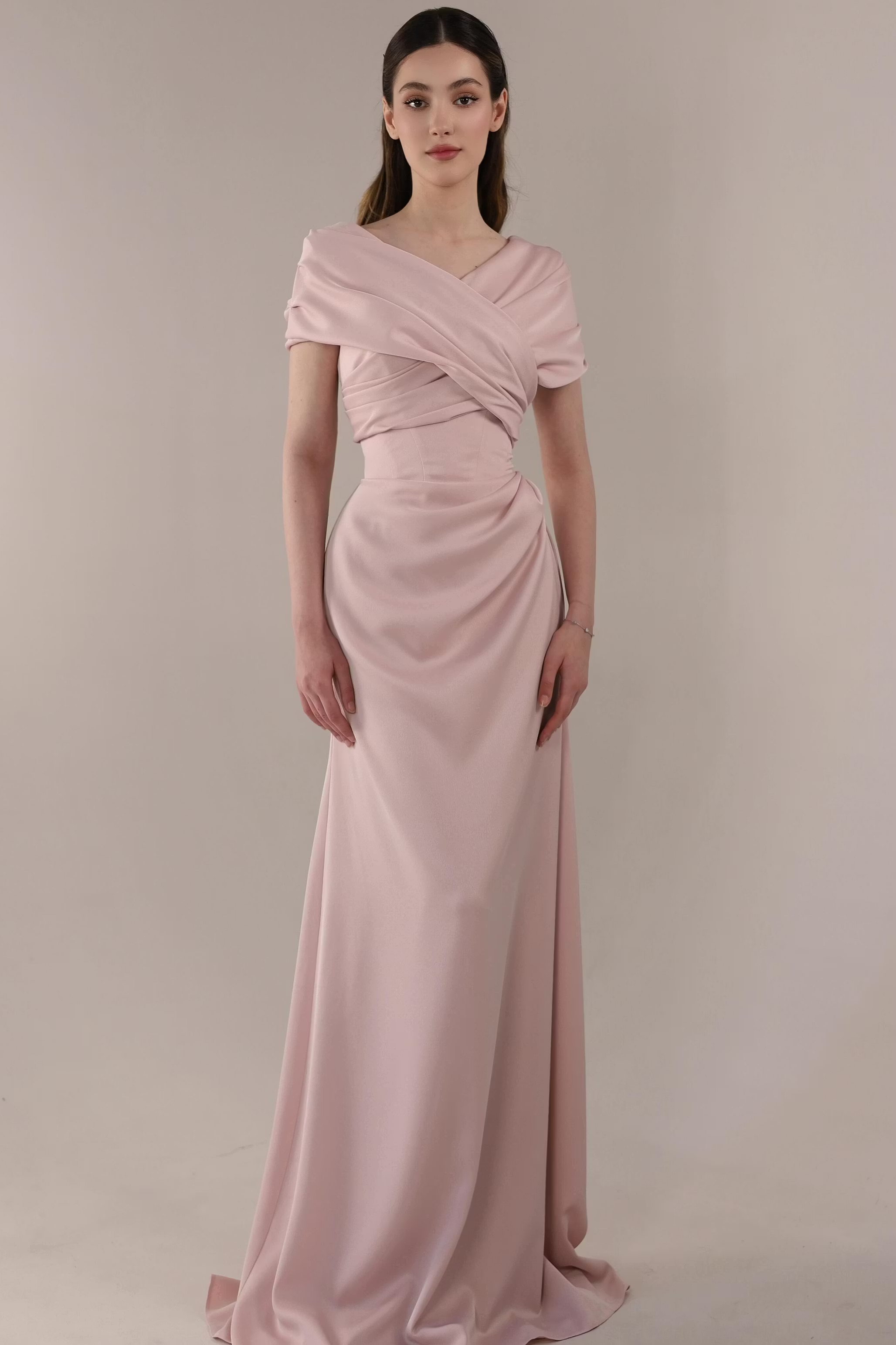 Satin V-Neck Short Sleeves High-Waisted Long Sheath Prom Dress With Pleated | YC0538 Wellcucu