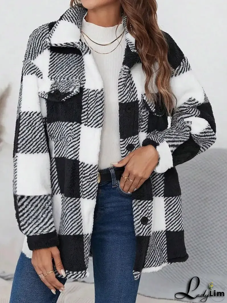 Relaxed and Timeless winter Coat