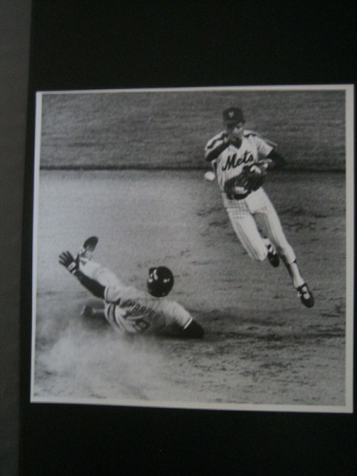 Rafael Santana 1985 Press Original 10 1/2 x 10 1/2 Photo Poster painting Bob Olen New York Mets