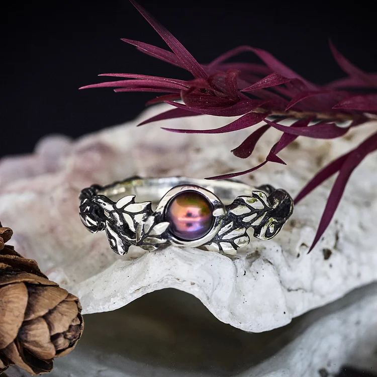 Black Pearl Ring "Nori" Antique Ring