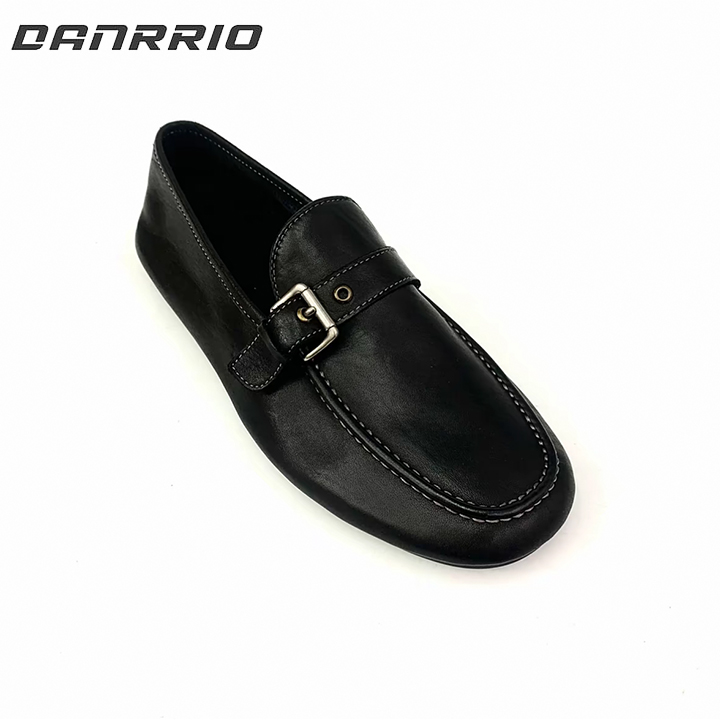 DANRRIO Goodyear Craft Horsehide Retro Loafers | Casual Leather Shoes DANRRIO.COM DANRRIO