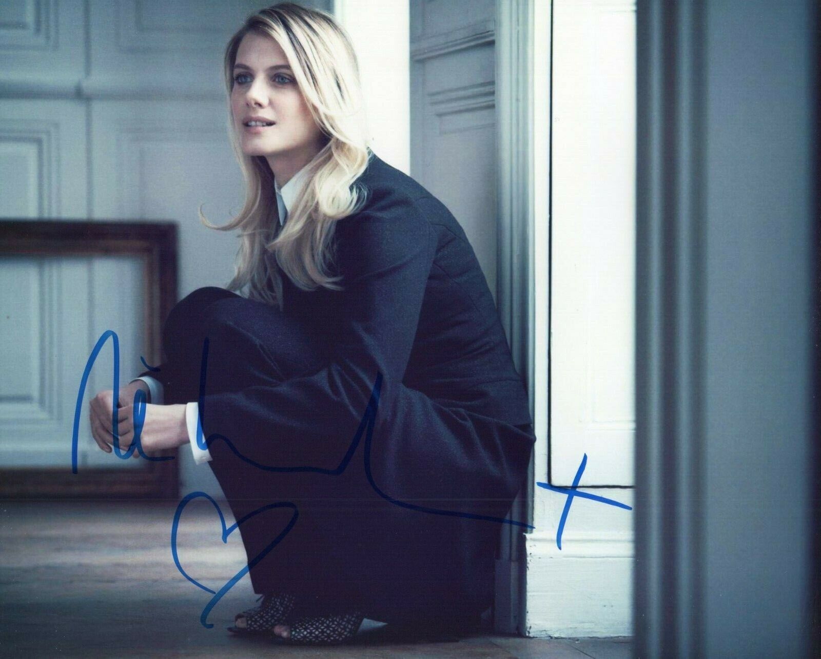 Autographed Melanie Laurent signed 8 x 10 Photo Poster painting Cute