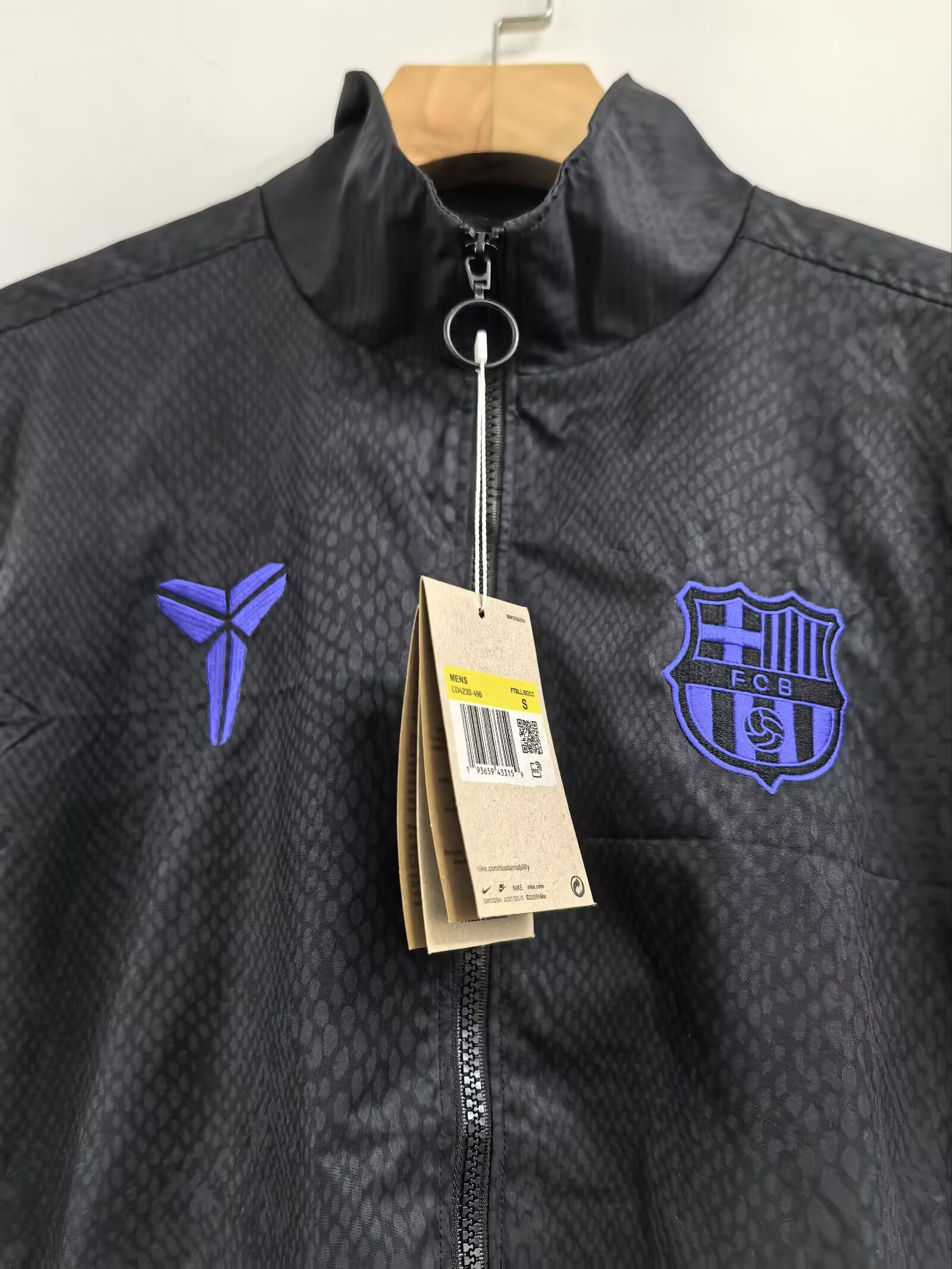25/26 Barcelona Windbreaker Thai Version Football Shirt 