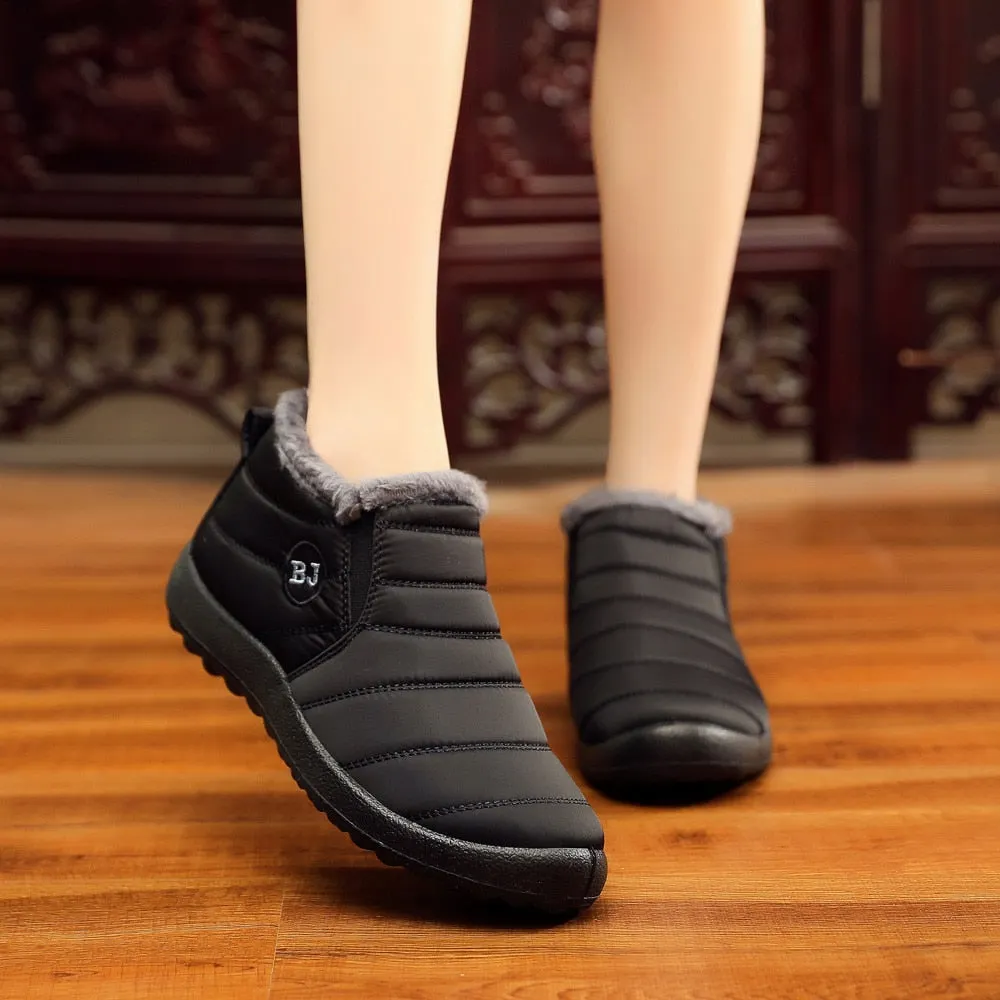2020 Waterproof Women Winter Shoes Plus Size 45 Couple Snow Boots Women Shoes Antiskid Bottom Keep Warm Mother Casual Boots