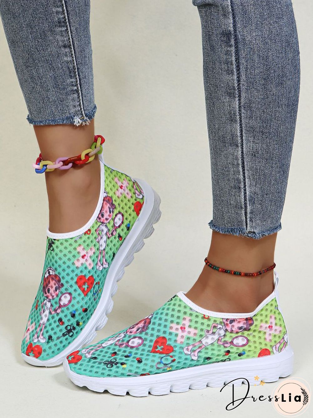 Nurse Fighting Epidemic Print Breathable Tulle Mesh Lightweight Sneakers