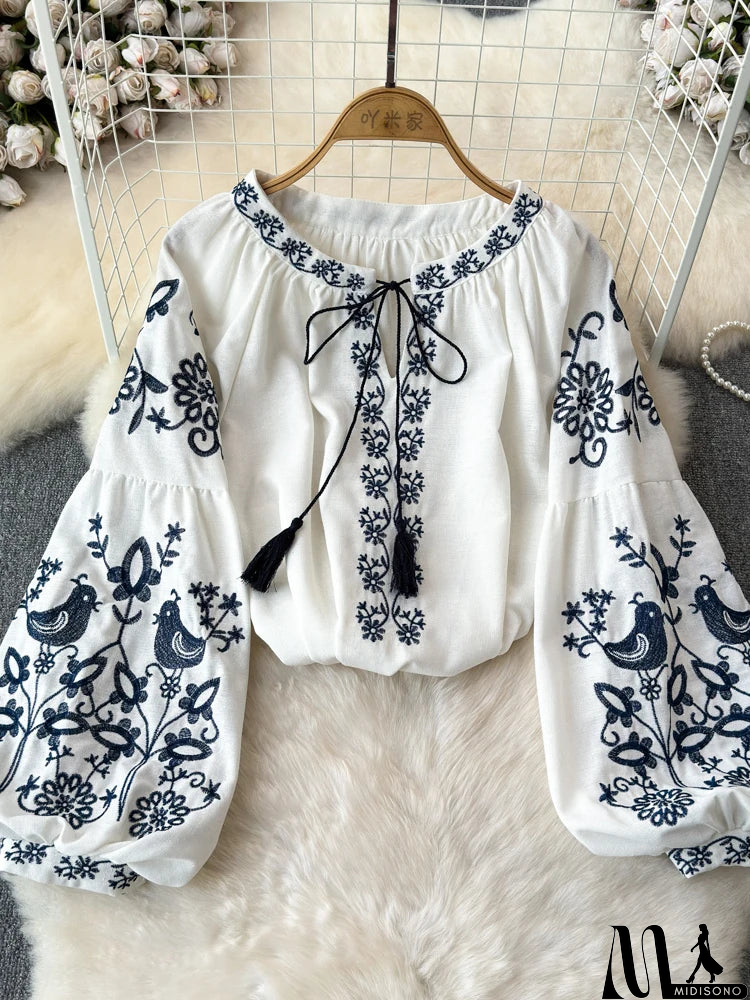 MidiSono - Trendy and Elegant Blouse