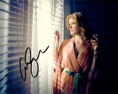 Autographed Photo Poster painting Anna Gunn Signed 8 x 10