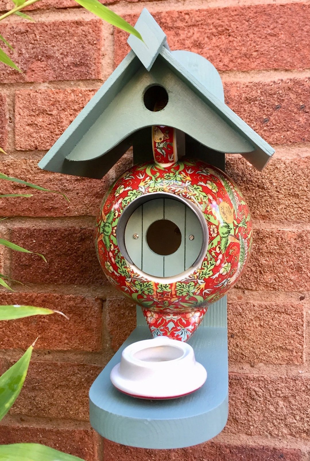 Teapot Bird House and Feeder【 BUY 2 FREE SHIPPING】