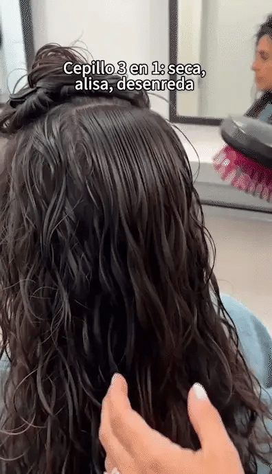 3-in-1 hot air brush styling demonstration