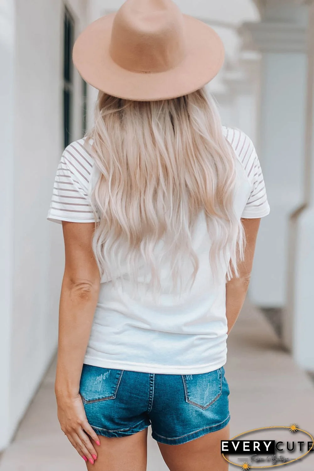 White WILD AND FREE Western Animal Print Short Sleeve T-shirt