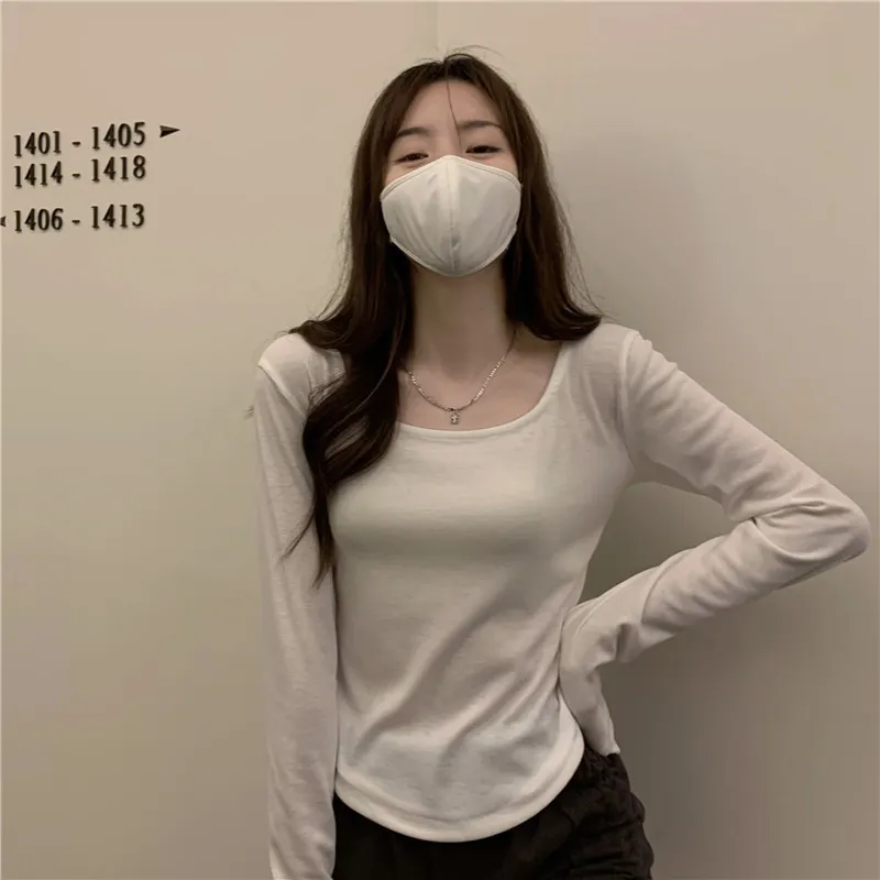 Uveng Uveng Short Long-Sleeved T-Shirt Women's Autumn Dress 2024 New Slim Slim Bottom Shirt Early Autumn Student Jacket