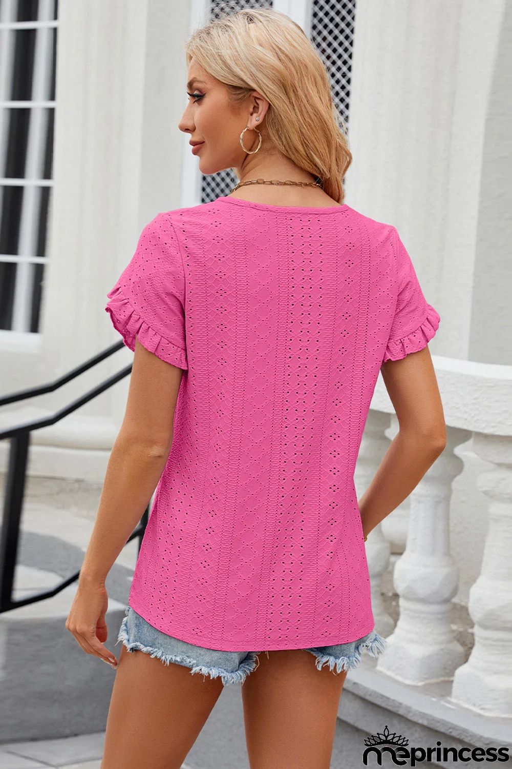 Stylish and airy Shirt