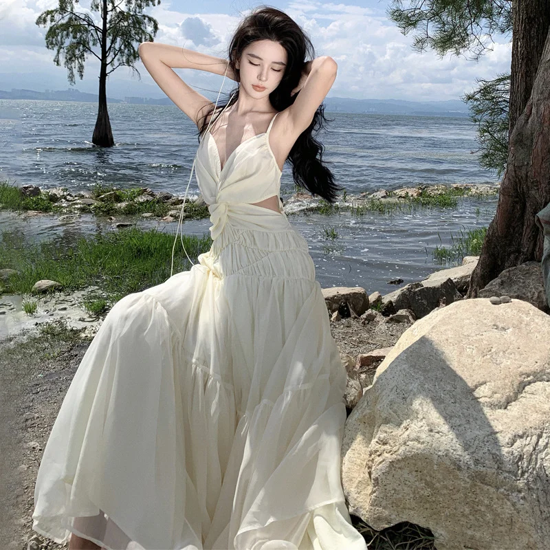 Churchf Churchf French Heavy Industry Dress With Pure Color Butterfly Sling Dress Two Color Female Sanya Vacation Dress