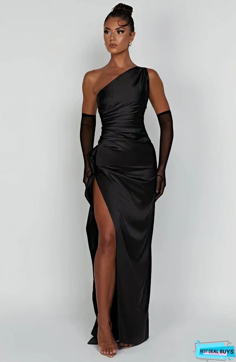 Elegant and Casual winter Dress