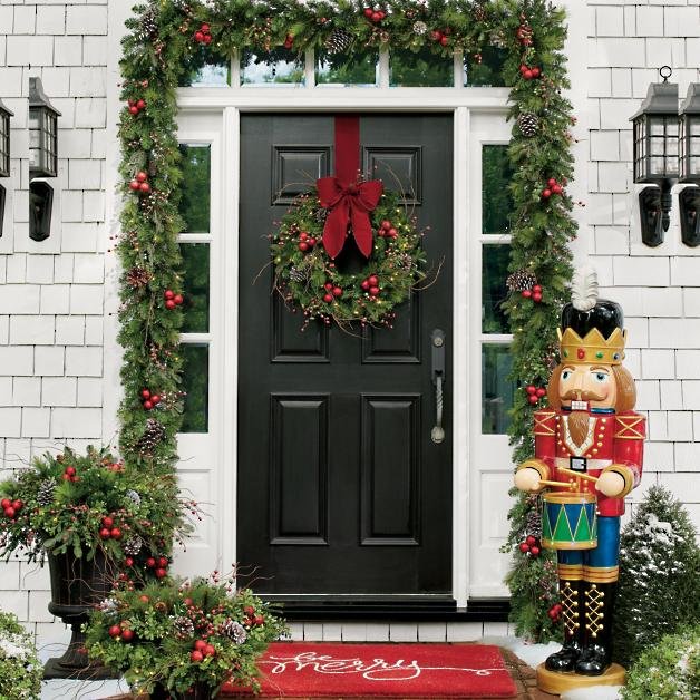 THE CORDLESS PRELIT HADLEY HOLIDAY TRIM