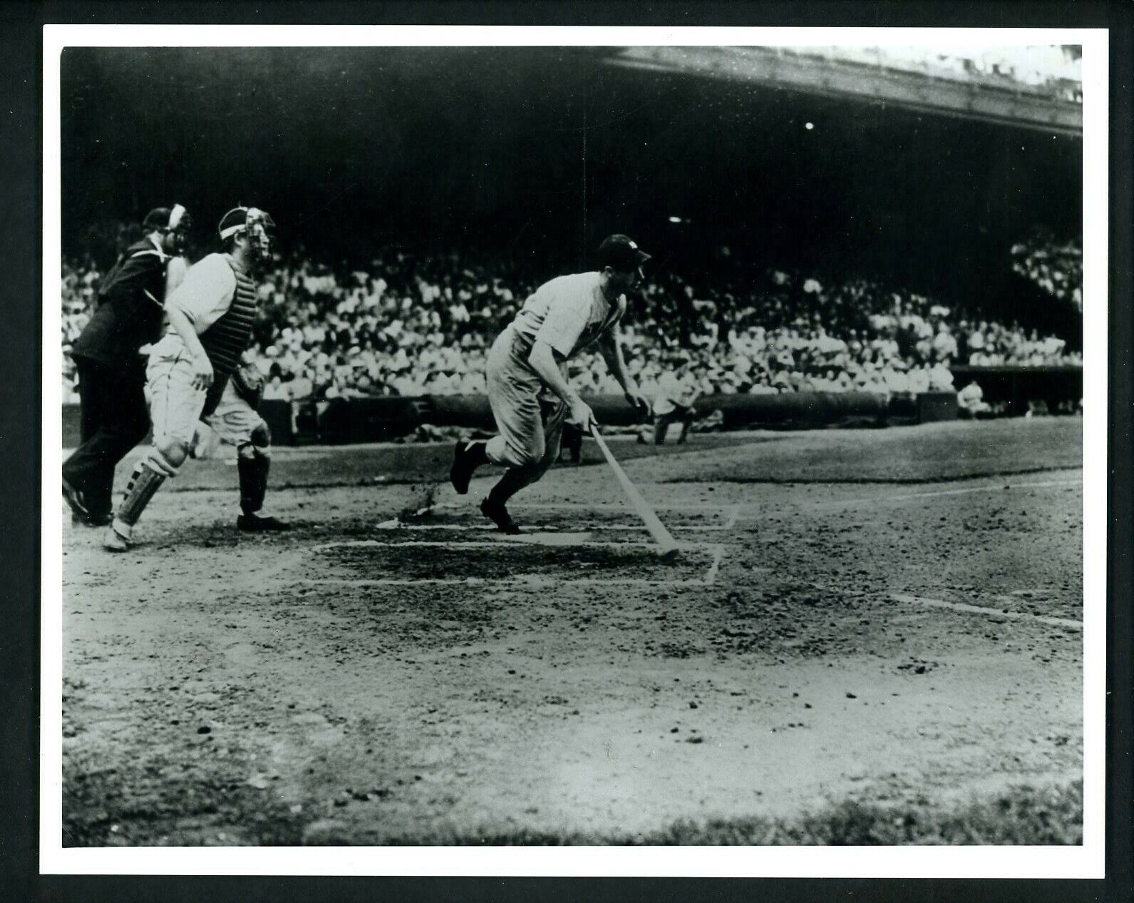 Joe DiMaggio batting action 1941 hitting streak Type IV Press Photo Poster painting Yankees