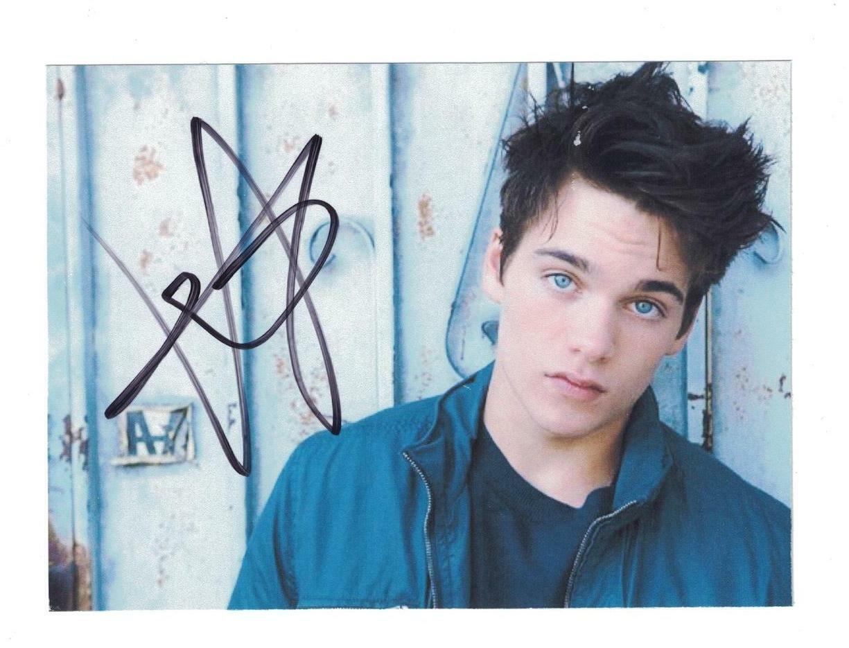 Dylan Sprayberry Signed Autographed 5 1/2 x 4 Photo Poster painting Actor Man Of Steel