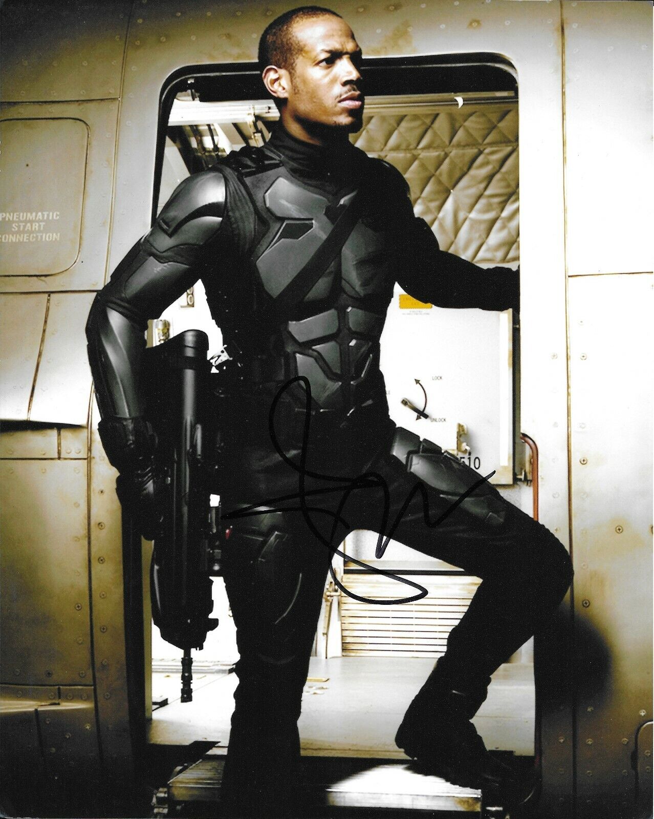 Marlon Wayans G.I. Joe Rise Of Cobra autographed Photo Poster painting signed 8x10 #1 Ripcord