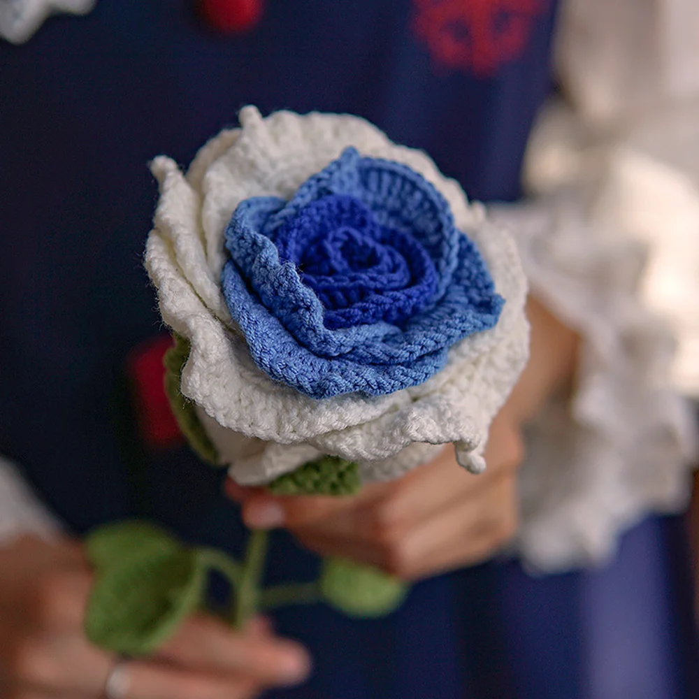 Handmade crochet wool weaving gradient rose home decoration simulation flower