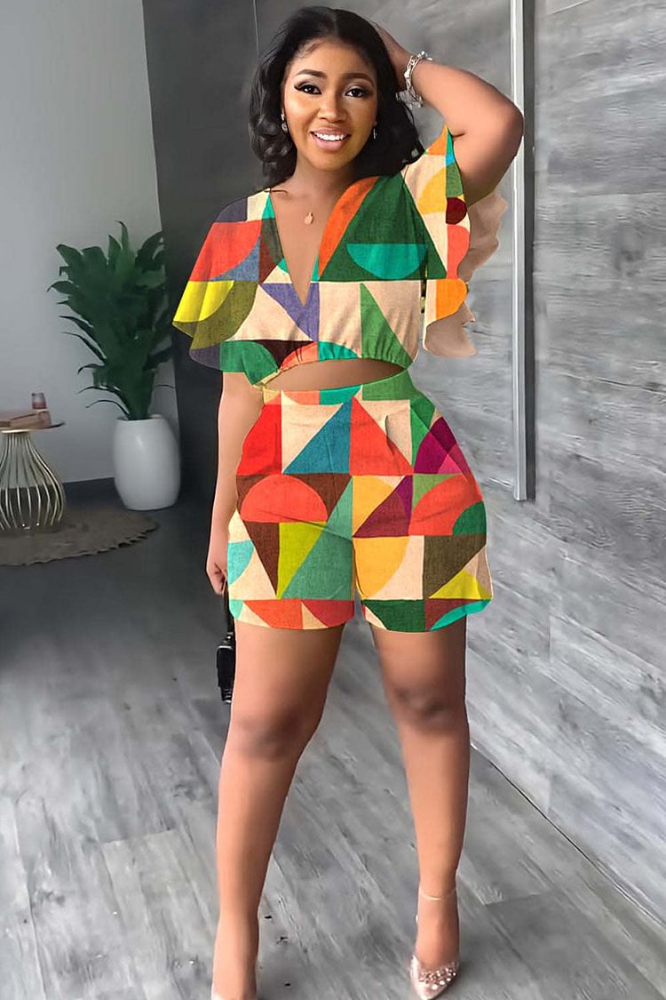 Geometric Print V Neck Ruffled Casual Two Piece Shorts Set