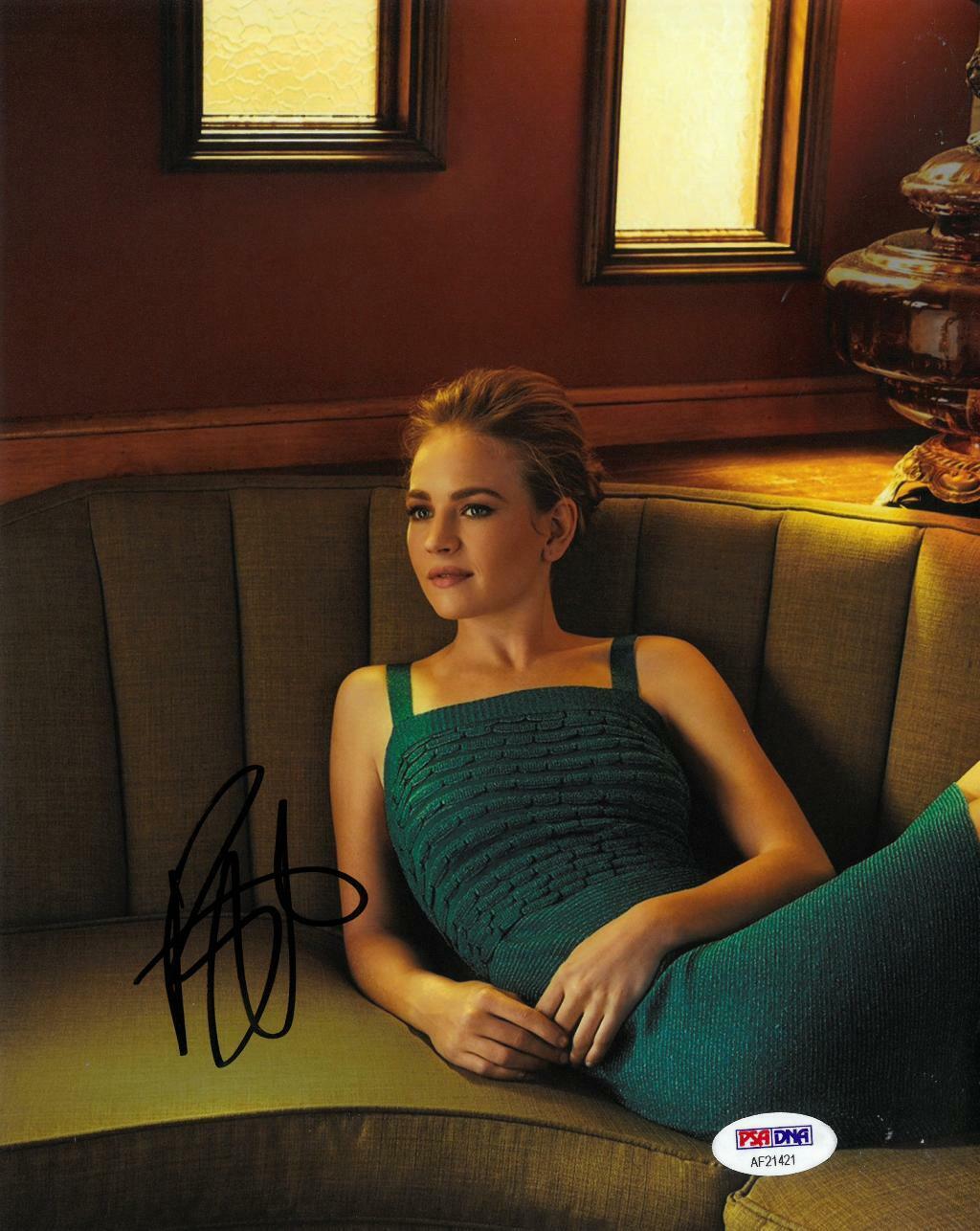 Britt Robertson Signed Authentic Autographed 8x10 Photo Poster painting PSA/DNA #AF21421