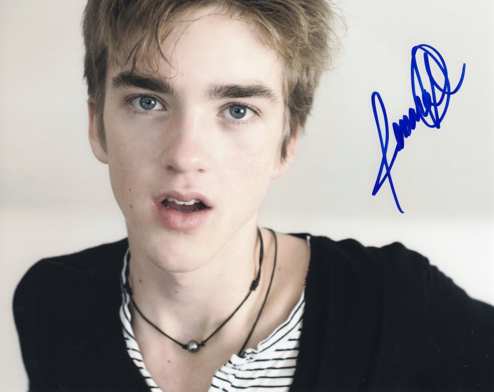 Jessarae Robitaille Signed 8x10 Photo Poster painting w/COA Jezaholics #4