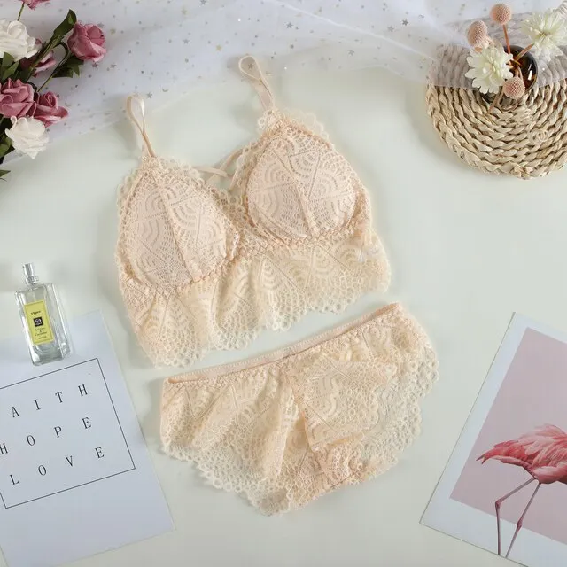 Billionm New Lace Breast Wrap Set Sross Straps Push Up Wireless Bra Comfortable breathable Underwear Panties For Women