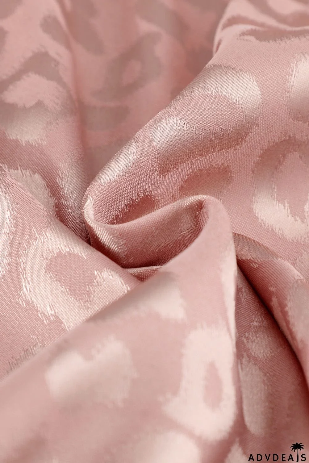 Turn-down Collar Embossed Button Shirt