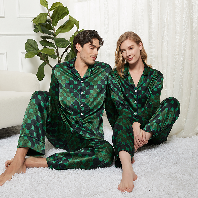 Pyjama en soie vert à pois pour couple- SOIE PLUS